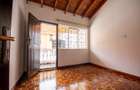 4 Bed Townhouse with En Suite in Lavington - 8