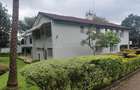 5 Bed House with En Suite at Nyari - 1