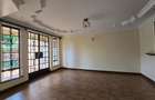 6 Bed Townhouse with En Suite in Lavington - 7