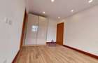 2 Bed Apartment with En Suite at City Park Drive - 11