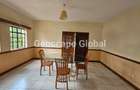 5 Bed House with En Suite in Runda - 2