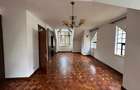 4 Bed Villa with En Suite at Lavington - 11