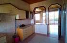4 Bed Apartment with En Suite at Riverside Drive - 5