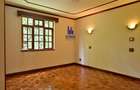4 Bed Townhouse with En Suite in Lavington - 12