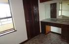 7 Bed House with En Suite in Nyari - 15