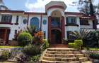 6 Bed House with En Suite in Nyari - 1