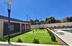 3 Bed Apartment with En Suite at Central - 8