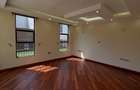5 Bed Townhouse with En Suite in Kileleshwa - 10