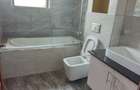 3 Bed Apartment with En Suite in Riverside - 9