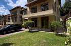 5 Bed Townhouse with En Suite at Lavington Green - 2