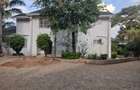 5 Bed House with En Suite in Runda - 3