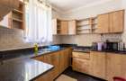 Serviced 1 Bed Apartment with En Suite in Riverside - 9