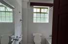 5 Bed Townhouse with En Suite in Lavington - 4