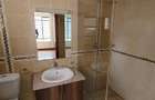 5 Bed Townhouse with En Suite at Lavington - 10