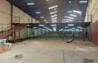 28,000 ft² Warehouse with Parking in Industrial Area - 4