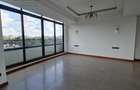 3 Bed Apartment with En Suite at Riverside Drive - 10