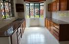 4 Bed Townhouse with En Suite at Lavington - 6
