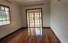 4 Bed House with En Suite in Runda - 18