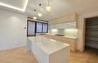 5 Bed Townhouse with En Suite at Convent Drive. - 4
