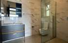 2 Bed Apartment with En Suite in Riverside - 12