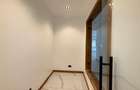 5 Bed Apartment with En Suite in Spring Valley - 11