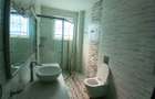 6 Bed House with En Suite at Windy Ridge - 4
