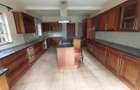 5 Bed Townhouse with En Suite in Rosslyn - 10