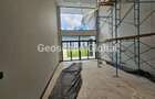 5 Bed House with En Suite in Nyari - 3