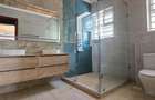 5 Bed House with En Suite in Rosslyn - 6