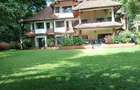 5 Bed Townhouse with En Suite in Rosslyn - 2