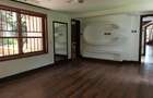 6 Bed House with En Suite in Kyuna - 8