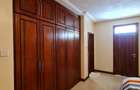 Furnished 3 Bed Apartment with En Suite in Nyali Area - 16