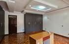 5 Bed House with En Suite in Runda - 14