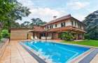 5 Bed Townhouse with En Suite in Rosslyn - 1
