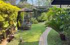 5 Bed Townhouse with En Suite at Lavington - 16