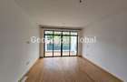 5 Bed Townhouse with En Suite in Lavington - 2