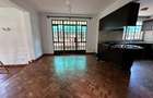 4 Bed Villa with En Suite at Lavington - 4