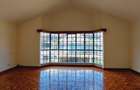 5 Bed Townhouse with En Suite in Spring Valley - 9