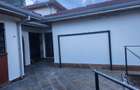 4 Bed House with En Suite in Lavington - 4