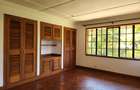5 Bed House with En Suite in Runda - 15