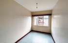 3 Bed Apartment with En Suite in Upper Hill - 10