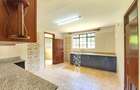 4 Bed Townhouse with En Suite in Kiambu Road - 10