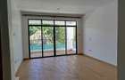 5 Bed House with En Suite in Lavington - 4
