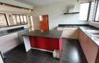 5 Bed House with En Suite in Lavington - 12