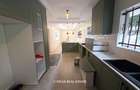 4 Bed House with Garden in Rosslyn - 9