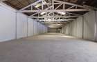 5,000 ft² Warehouse with Backup Generator in Industrial Area - 6