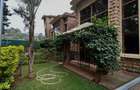 5 Bed Townhouse with En Suite at Chalbi Drive - 9