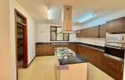 3 Bed Apartment with En Suite at Riverside Dr - 5