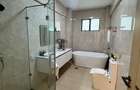 4 Bed Apartment with En Suite in Kilimani - 4