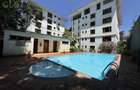 3 Bed Apartment with En Suite in Riverside - 19